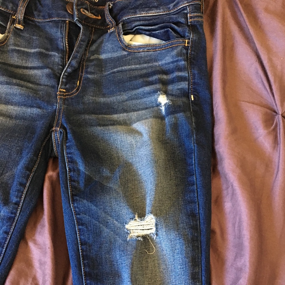 AMERICAN EAGLE DISTRESSED JEGGINGS SIZE 10 SHORT